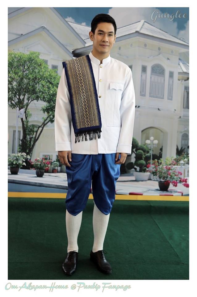 "อ๋อม - ขวัญ" ***ได้รับรางวัลศิลปินต้นแบบพัฒนาสังคม [ขอแสดงความยินดีด้วยค่ะ] ^__^