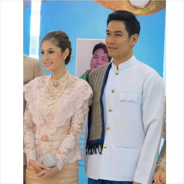 "อ๋อม - ขวัญ" ***ได้รับรางวัลศิลปินต้นแบบพัฒนาสังคม [ขอแสดงความยินดีด้วยค่ะ] ^__^