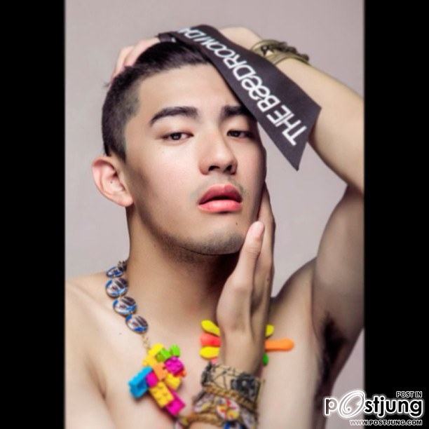 หนุ่มตี๋ KUEIYUANYUAN