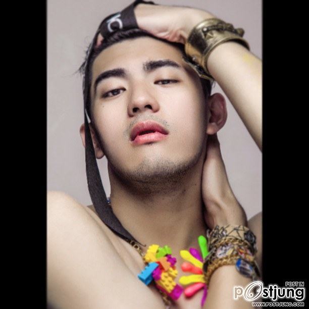 หนุ่มตี๋ KUEIYUANYUAN