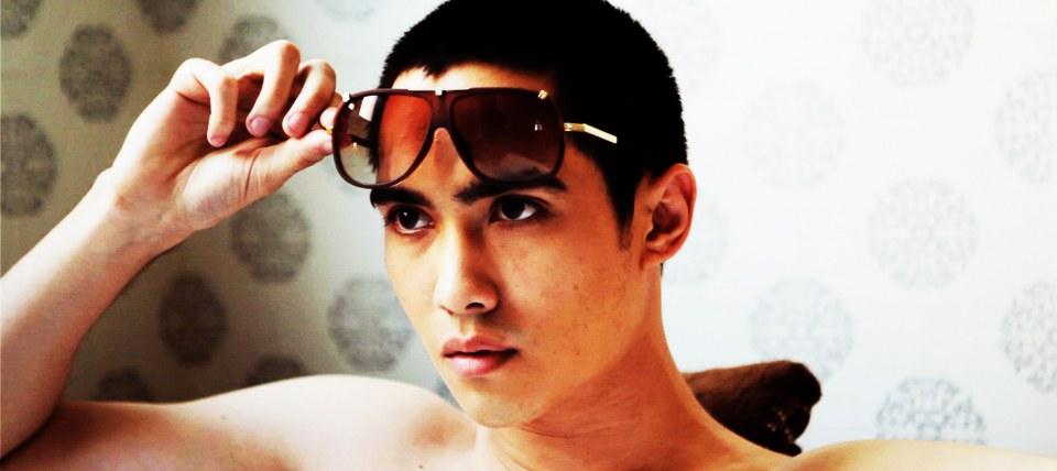 แม็ค "สตีเว่น อิสรพงศ์ ฟูเรอร์" พระเอกหนุ่มลูกครึ่งสุดหล่อ พลิกบทบาทรับบท dark สุดๆในหนังอินดี้ Bitt