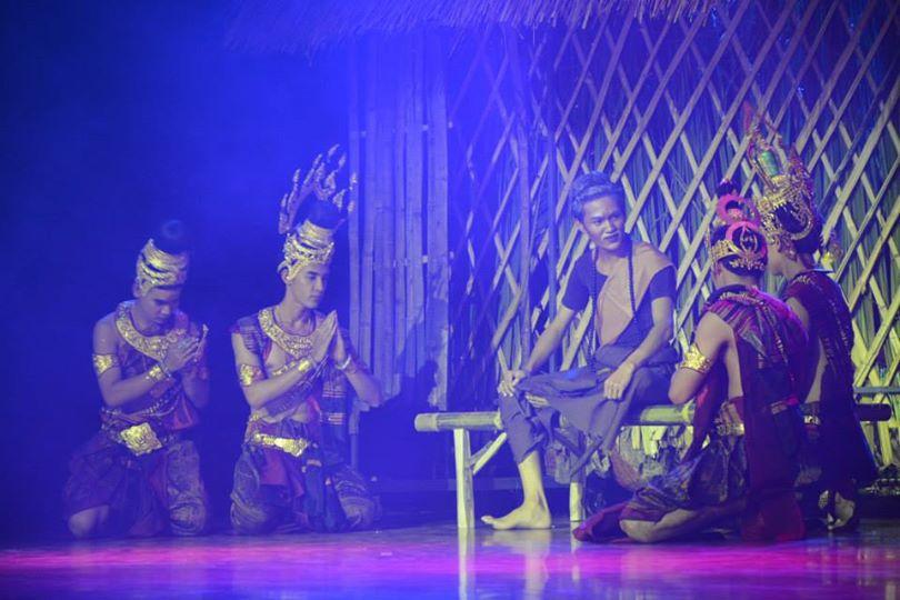ฟายเฟือยฟ้อน ยอกรสืบสาน นิทานพื้นภูมิผญา จำปาสี่ต้น