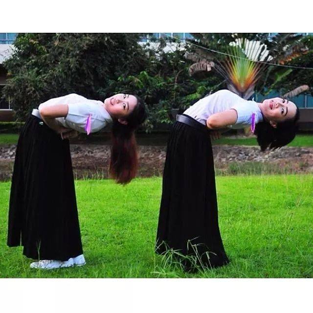 สะพานโค้งหลบไป! รวมภาพ "แอ่นนรก" ต้นตำหรับเชียร์ลีดเดอร์ คณะวิทยาฯ ม.อุบลฯ