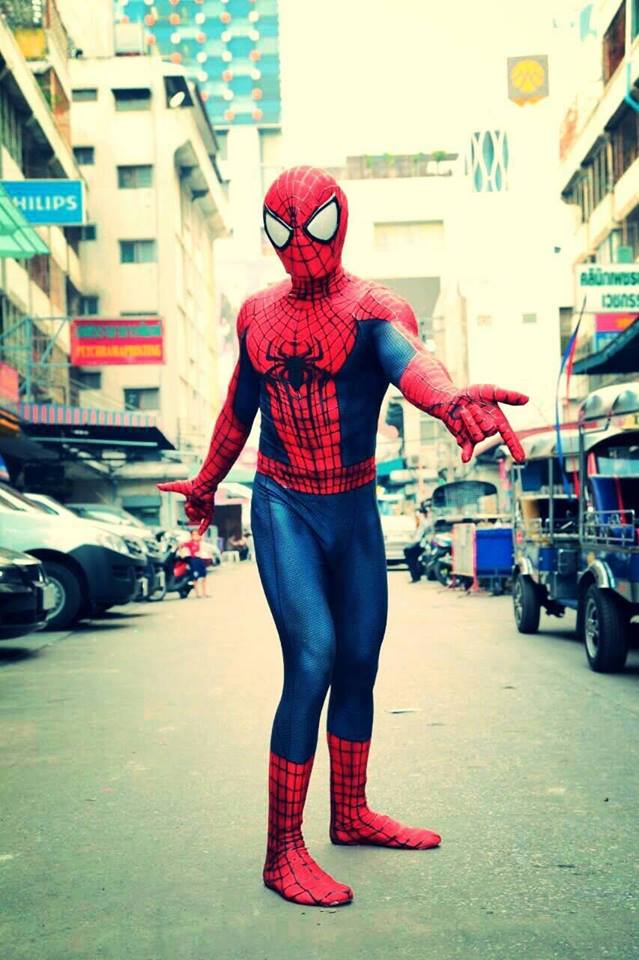 เกิดอะไรขึ้น !? เมื่อเหล่าตัวละครดังหลุดจากภาพยนตร์ มาใช้ชีวิตนอกจอ !!!