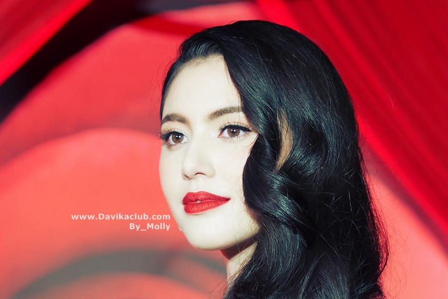 ใหม่-ดาวิกา งาน LUX forever Collection