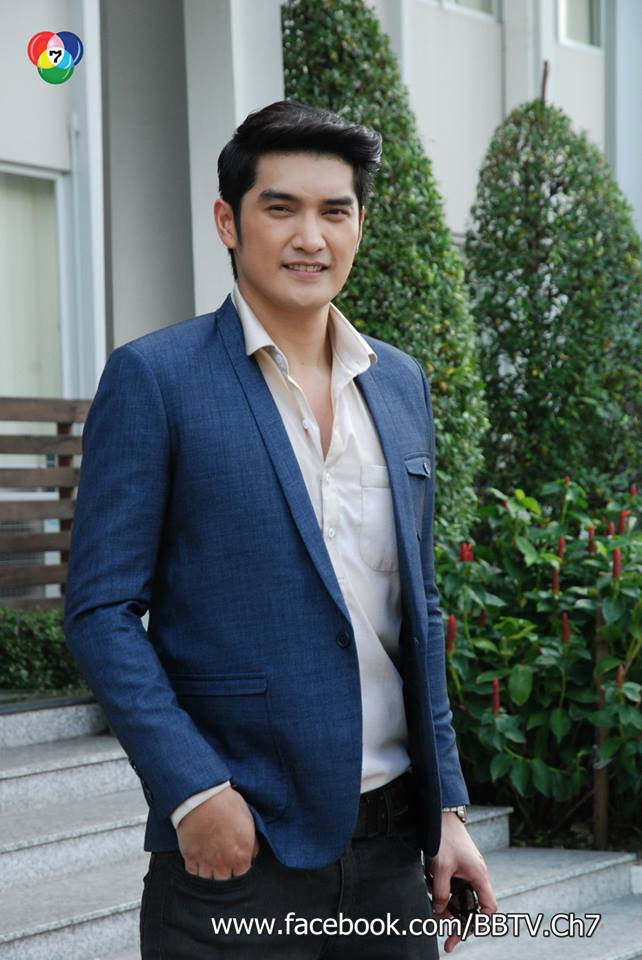 ไมค์ ภัทรเดช ควง ปุ๊กลุ๊ก ฝนทิพย์ นำทีมบวงสรวงละคร"รอยรักเเรงเเค้น"