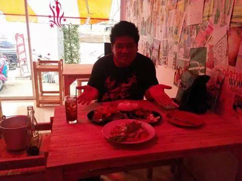 ร้านอาหารตกแต่งสไตล์นางงาม ร้านเตี๋ยวเจ๊