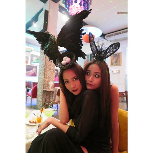อั้ม พัชราภา ปาร์ตี้เเก็งค์เพื่อนสุดเเซ่บ Halloween 2014!!