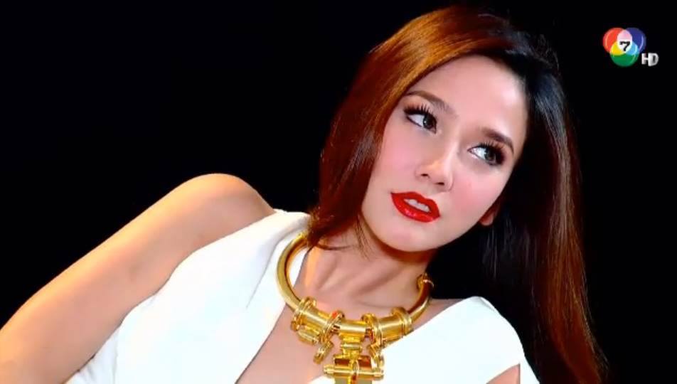 "พราวถ่ายเเบบ"สวยทุกอิกิริยาบททะลุจอHD!!
