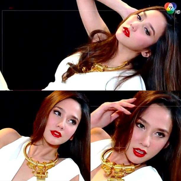 "พราวถ่ายเเบบ"สวยทุกอิกิริยาบททะลุจอHD!!