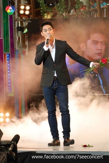 (เก็บตก)ทัพนักแสดงจากละคร 4 เรื่อง จัดเต็ม ใน " 7 สีคอนเสิร์ต " เสาร์ที่ 1 พ.ย.ที่ผ่านมา