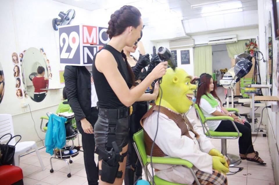 จตุจักร - เยาวราช ตะลึงเหล่าตัวละครจากหนังดังโผล่