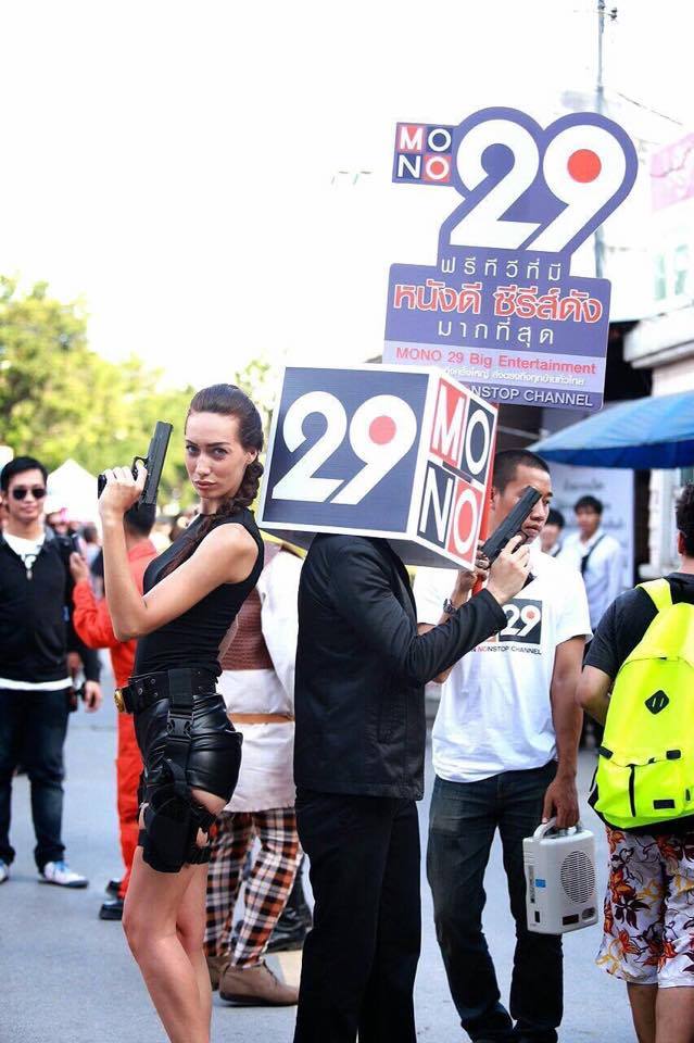 จตุจักร - เยาวราช ตะลึงเหล่าตัวละครจากหนังดังโผล่