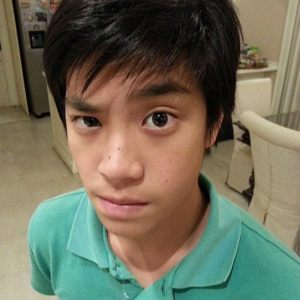 น้องเอม สรรเพชญ์  วัย14 ปี ลูกชาย ดู๋ สัญญา หล่อเวอร์