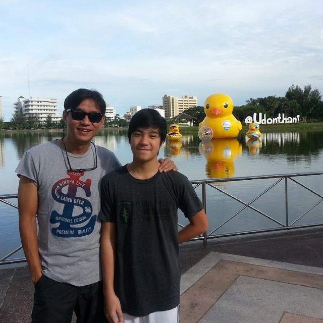 น้องเอม สรรเพชญ์  วัย14 ปี ลูกชาย ดู๋ สัญญา หล่อเวอร์