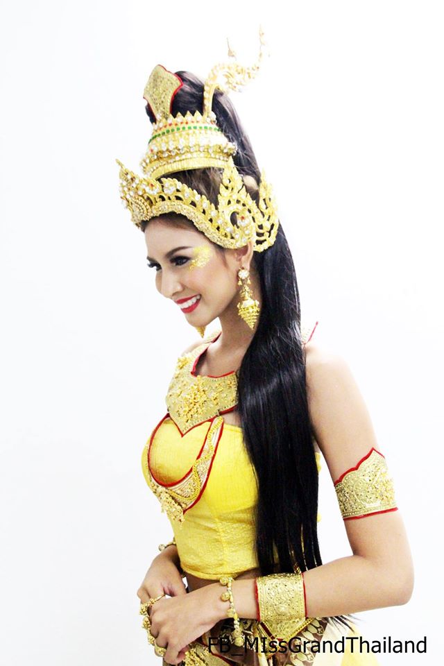 คุณณวัฒน์ อิสรไกรศีล เผยชุดประจำชาติ ทีมมิสแกรนด์ไทยแลนด์ 2014 สู้เวทีนานาชาติ
