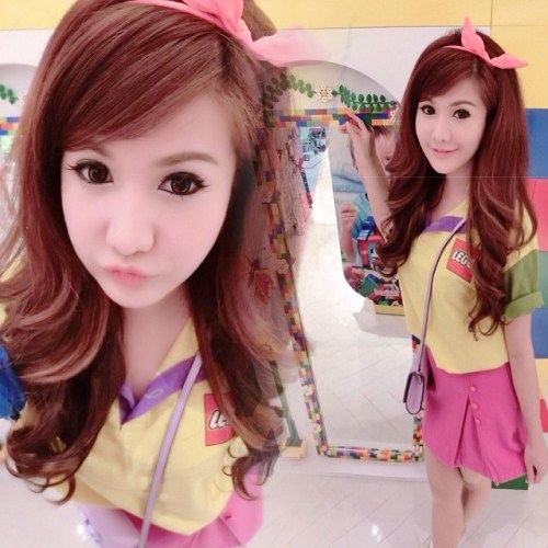 นางฟ้าชัดๆ น้องเบนซ์ พริตตี้หน้าแบ๊ว