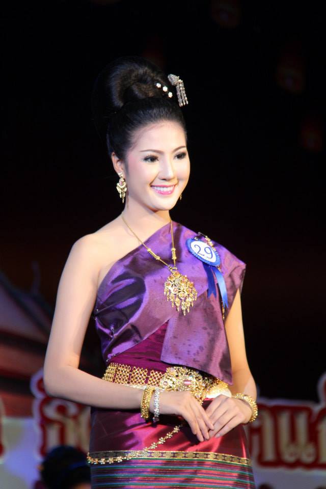ผลการประกวด "ธิดาสะเปาแก้ว-สะเปาคำ" งานล่องสะเปาจาวละกอน ประจำปี 2557