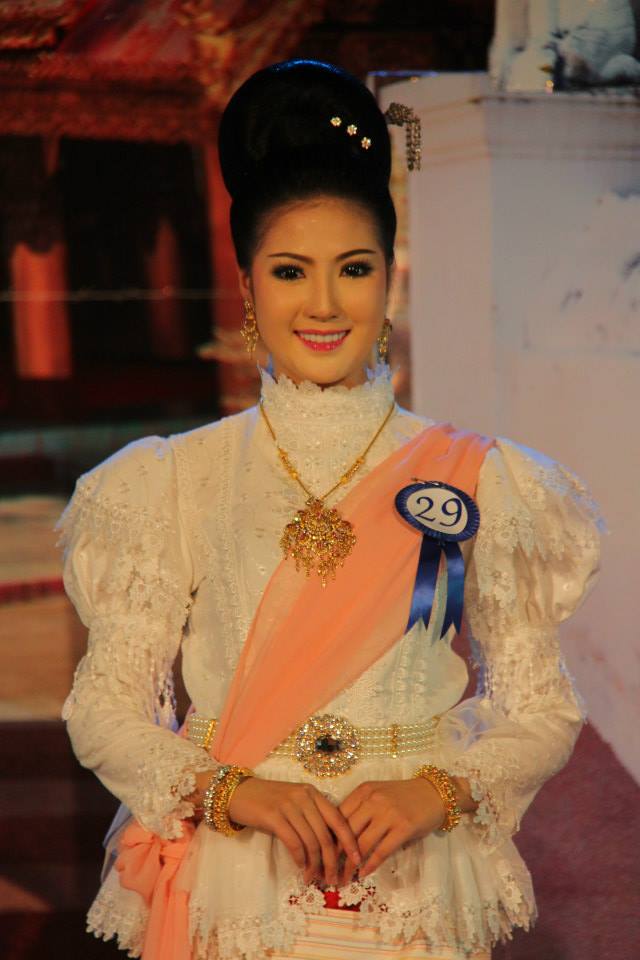 ผลการประกวด "ธิดาสะเปาแก้ว-สะเปาคำ" งานล่องสะเปาจาวละกอน ประจำปี 2557