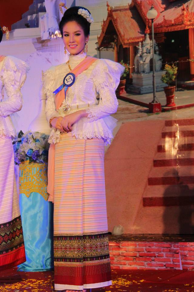ผลการประกวด "ธิดาสะเปาแก้ว-สะเปาคำ" งานล่องสะเปาจาวละกอน ประจำปี 2557