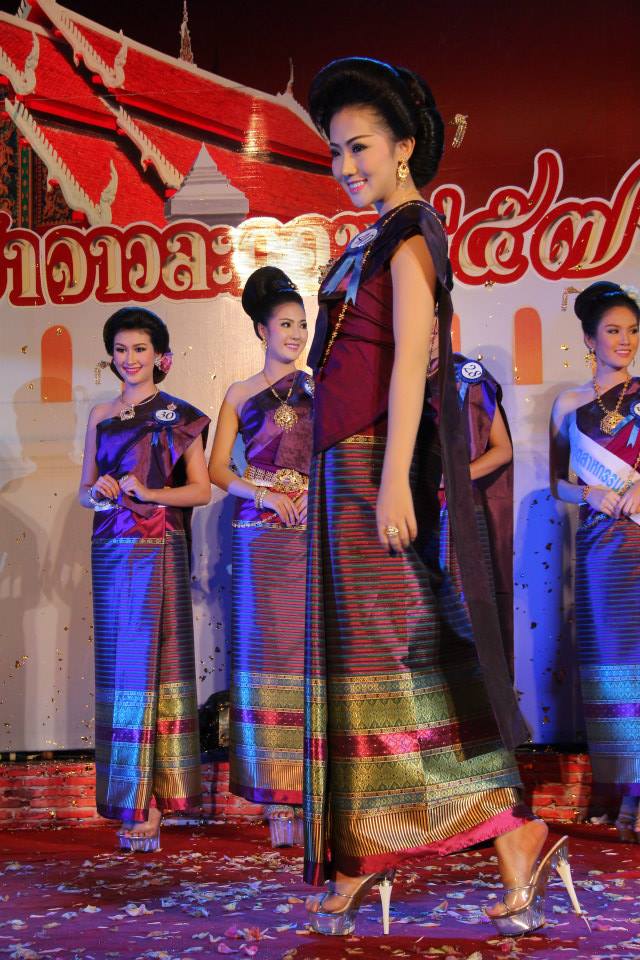 ผลการประกวด "ธิดาสะเปาแก้ว-สะเปาคำ" งานล่องสะเปาจาวละกอน ประจำปี 2557