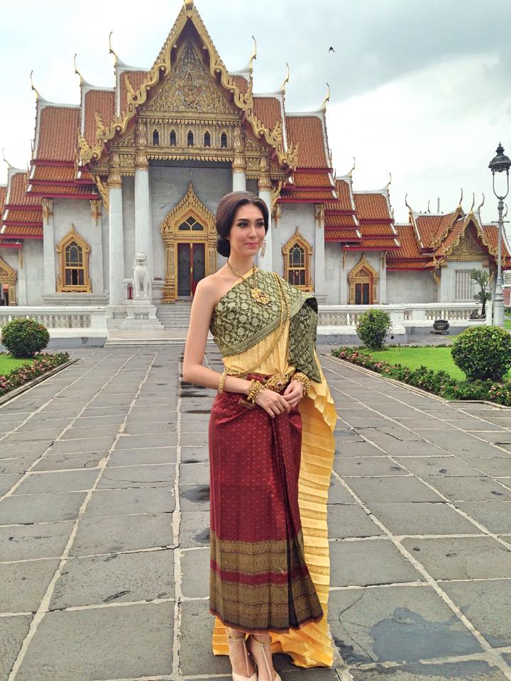 แอลลี่ Miss Universe Thailand ชุดไทย