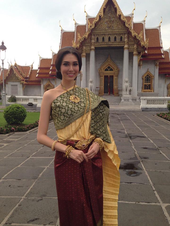 แอลลี่ Miss Universe Thailand ชุดไทย