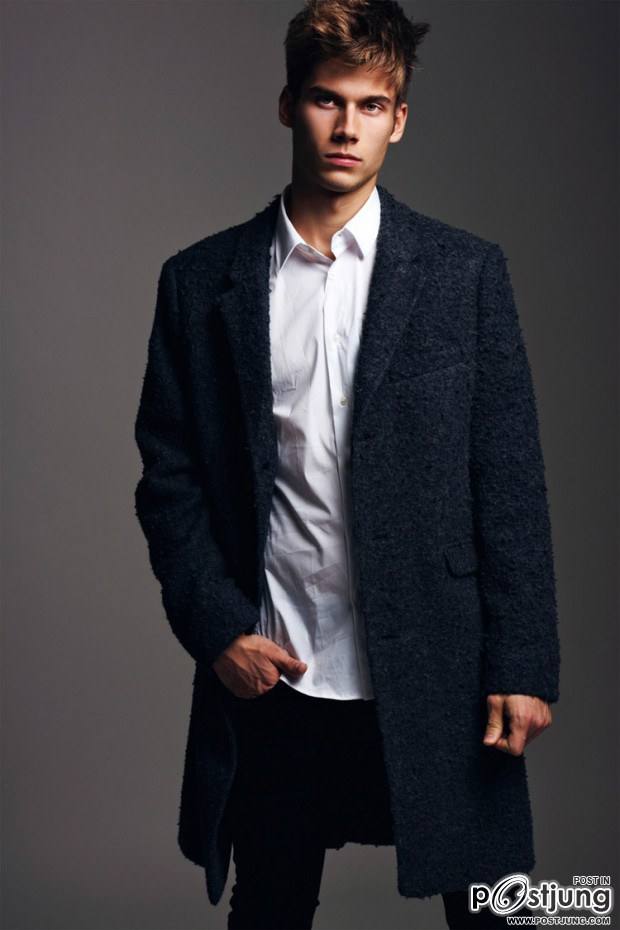 Wojtek at Hunter Models by Krzysztof Waszak