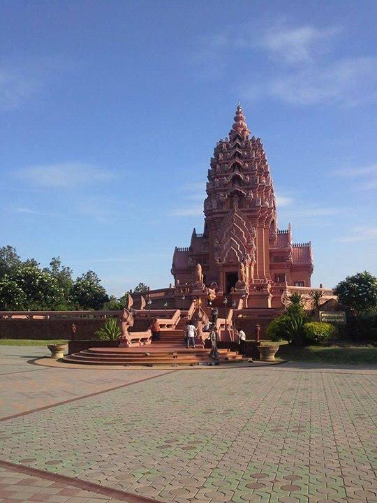 พระบรมธาตุเจดีย์ศรีสุวจคุณานุสรณ์