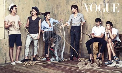 หนุ่มๆ วงนี้ยังฮอตและร้อนแรงเสมอ เซ็กซี่เว่อร์!!