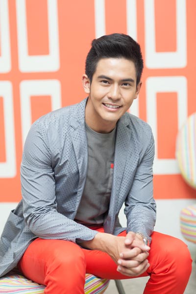 เต้ย...เต้ย พงศกร หลุดโผ ปฎิทินช่อง 3 ปี 2558 TT
