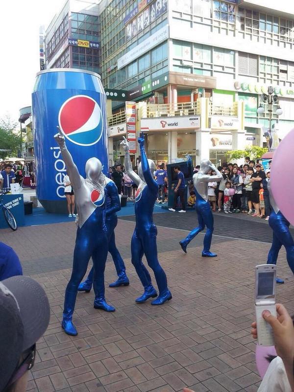 pepsi ขวดใหญ่ น่ากำ