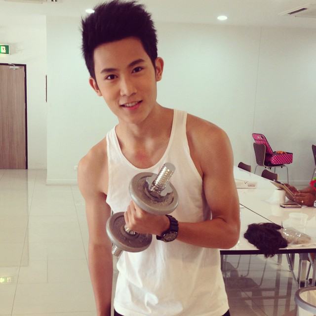 หล่อเฟี้ยว เจี๊ยวหวาน กับ "เฟม ชวิน"