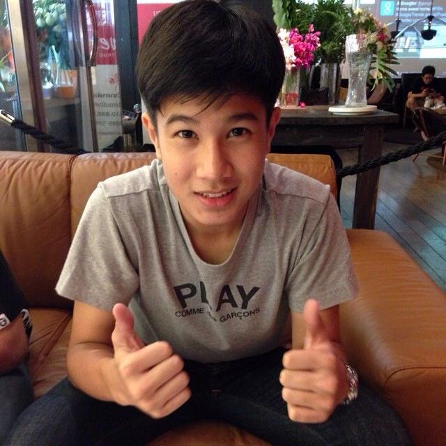 หล่อ ใส ไข่แดง!! กับ " สเป็ค-พิสิฐพงศ์"