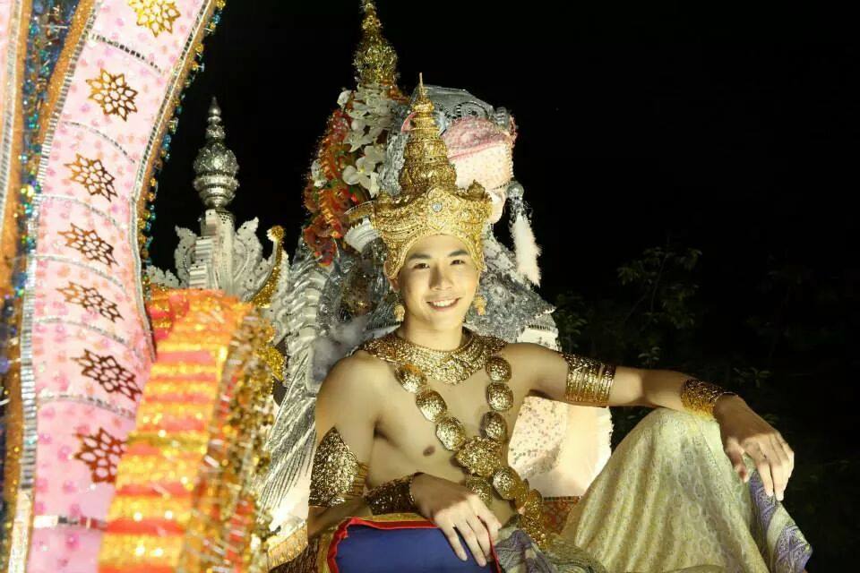 กระทงมหาวิทยาลัยราชภัฏเชียงใหม่57