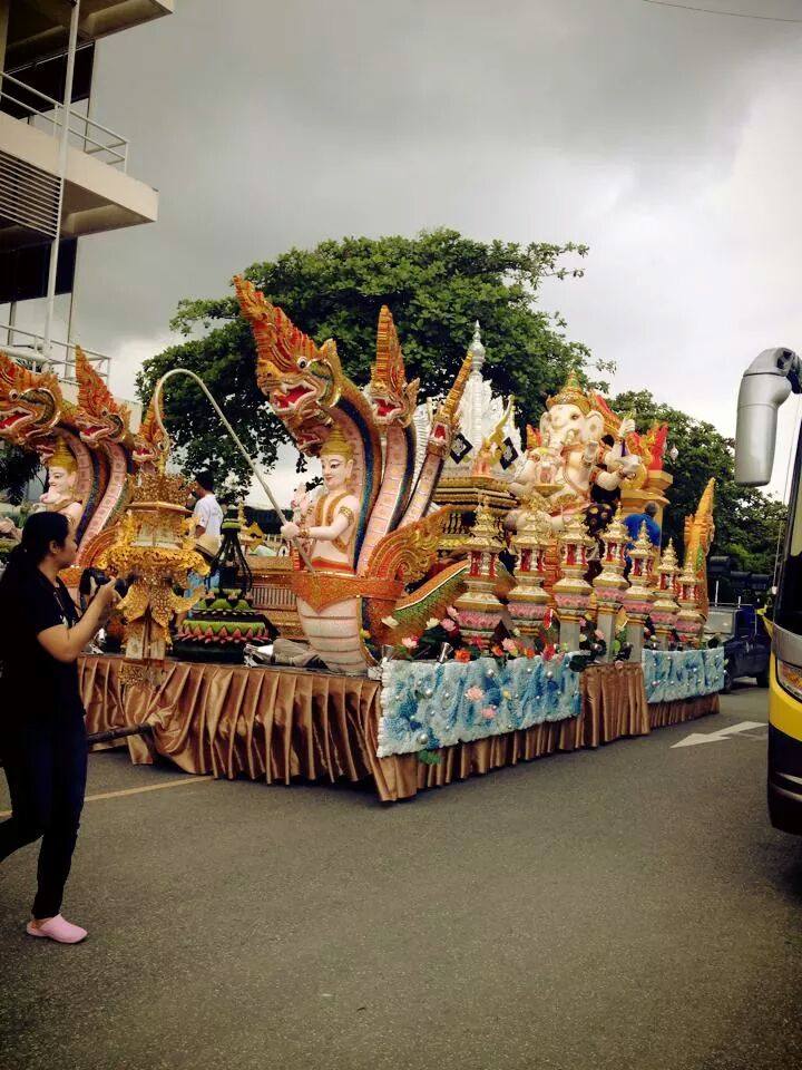 กระทงมหาวิทยาลัยราชภัฏเชียงใหม่57
