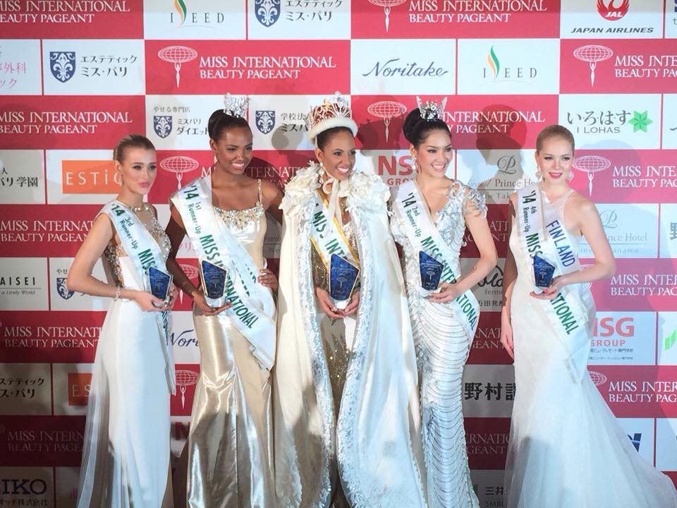 แสดงความยินดีกับ พอลลี่ สาวไทยคว้าที่ 3 เวที Miss International 2014