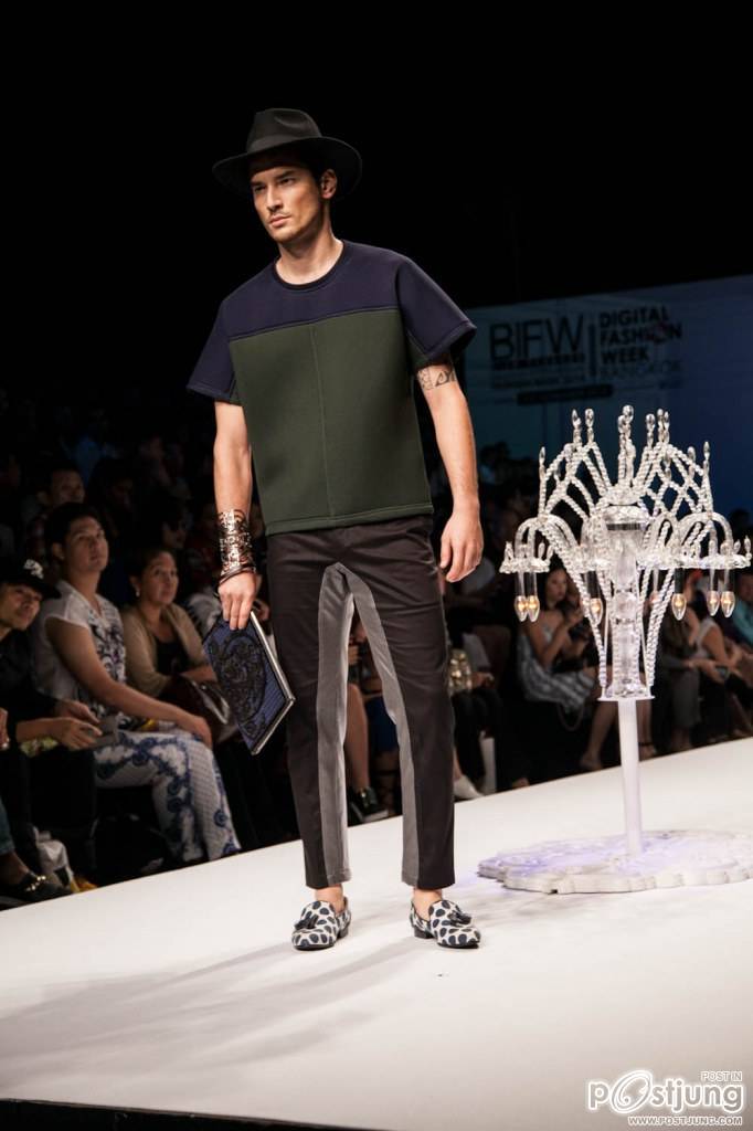Bangkok International Fashion Week, Koolcheng Trịnh Tú Trung, Nadech, Yaya, Captain, Bank, Natthew