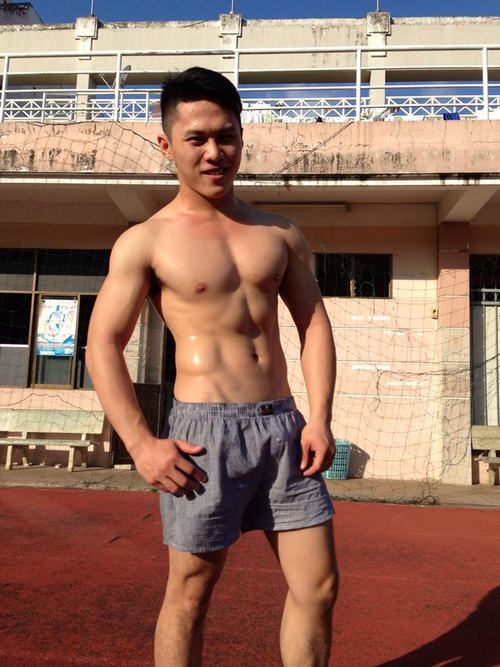ป้าจะเป็นลมอีกแล้ว