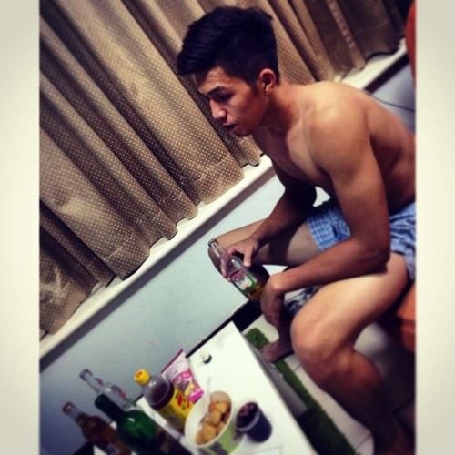 ป้าจะเป็นลมอีกแล้ว
