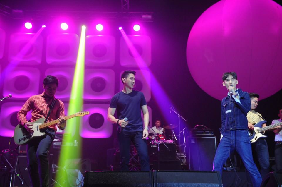 รวมภาพสุดมันส์ "เล่นใหญ่" คอนเสิร์ต หาดใหญ่