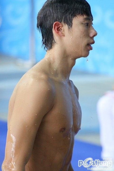 ถอดโชว์เรือนร่าง 676