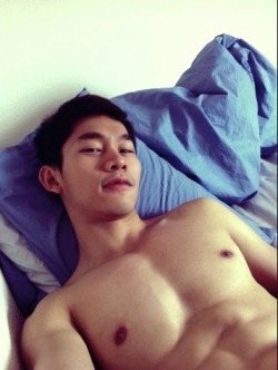 ถอดโชว์เรือนร่าง 679