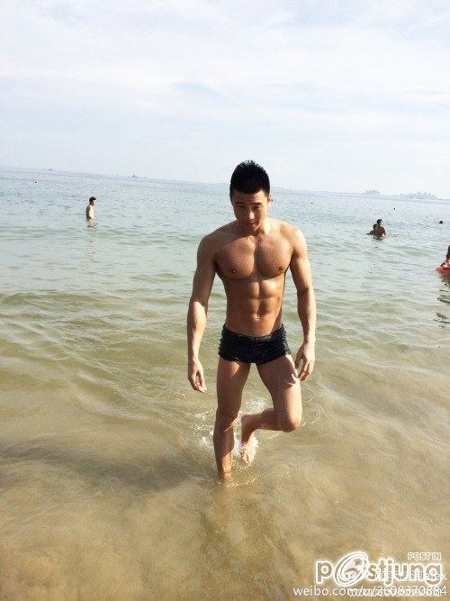 ถอดโชว์เรือนร่าง 679
