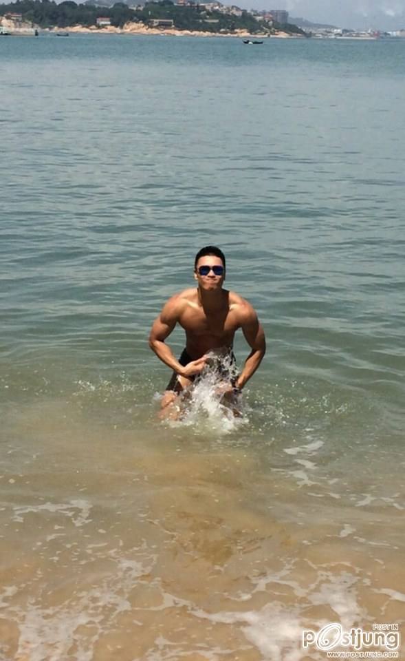 ถอดโชว์เรือนร่าง 679