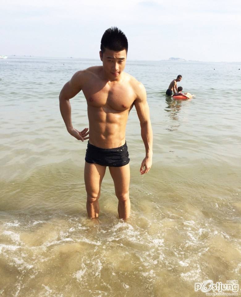 ถอดโชว์เรือนร่าง 679