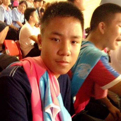 จตุรมิตรกับหนุ่มหล่อ อิอิ