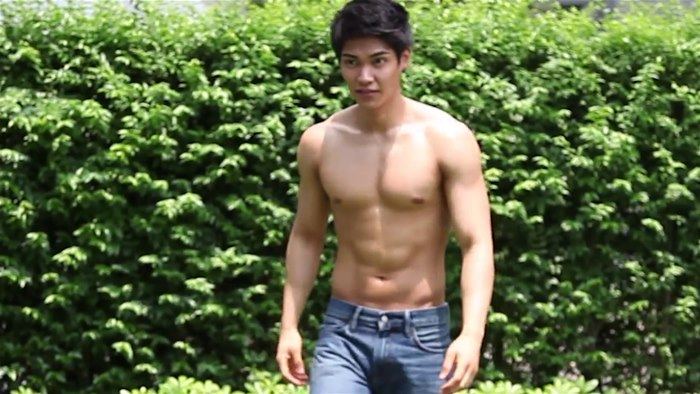 สุดสัปดาห์ หนุ่มน่าถอด 2014 จับหนุ่มหล่อล่ำกว่า 100 ชีวิต มาถอดจริง ฟิน ยกแผง (Clip capture ver.)