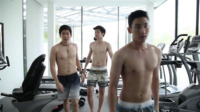 สุดสัปดาห์ หนุ่มน่าถอด 2014 จับหนุ่มหล่อล่ำกว่า 100 ชีวิต มาถอดจริง ฟิน ยกแผง (Clip capture ver.)