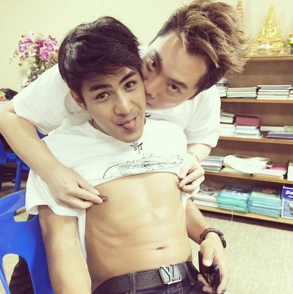 ตาลายเพราะชายน่ากิน